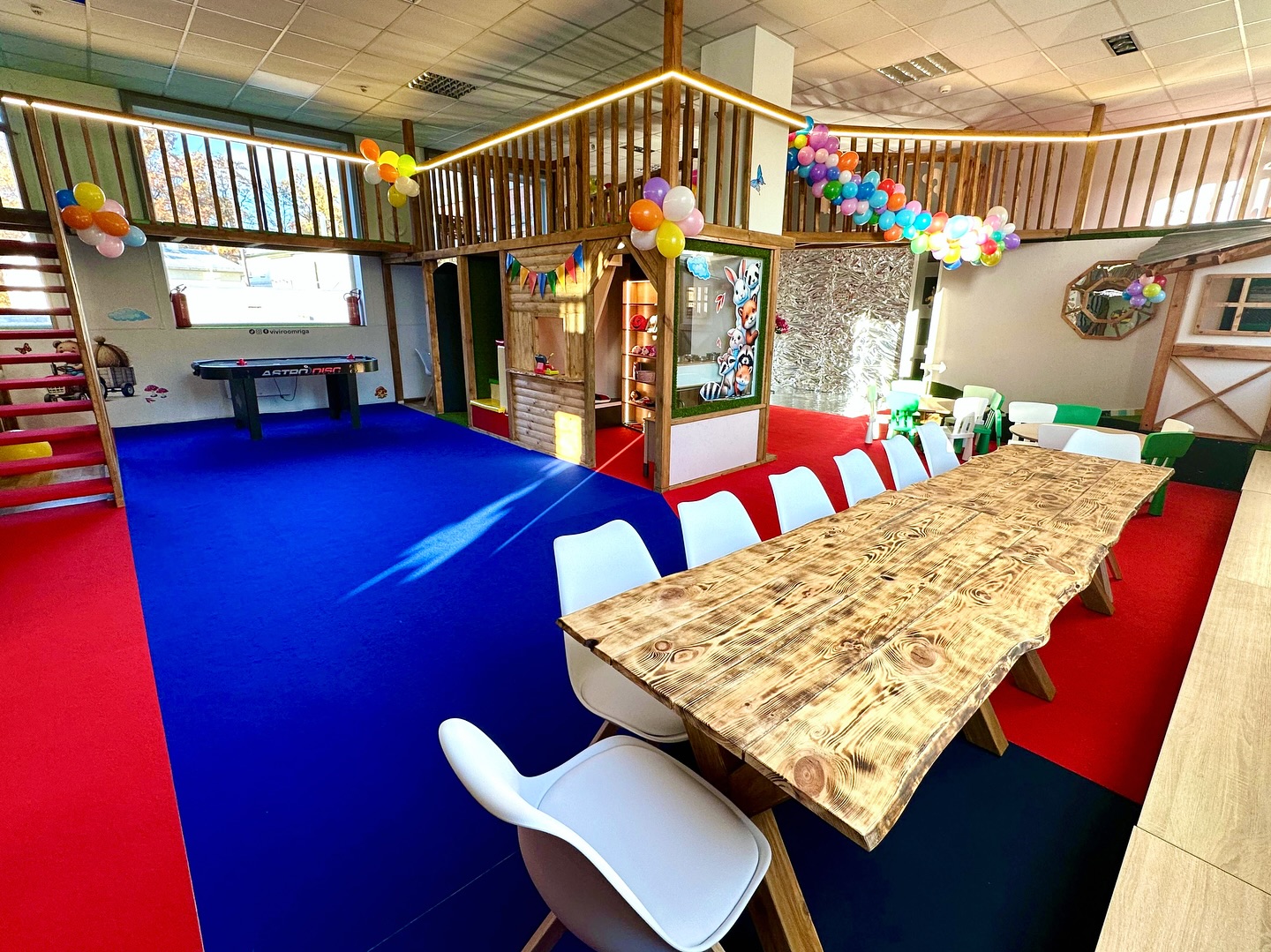 Vivi Room - Image 1